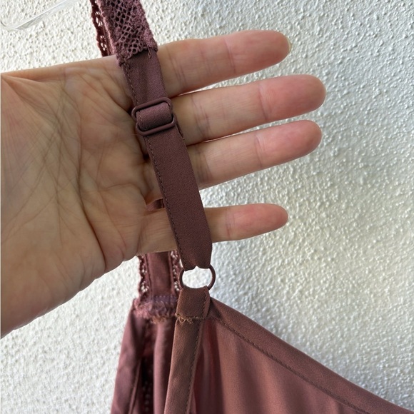 Torrid Crochet V Neck Mauve Size 2X Adjustable Straps Top - Picture 6 of 11